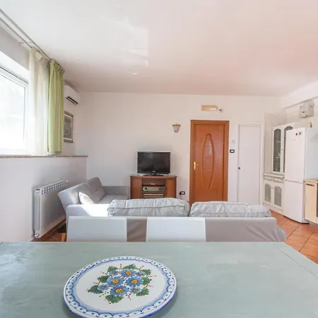 Apartment La Piccola Gemma