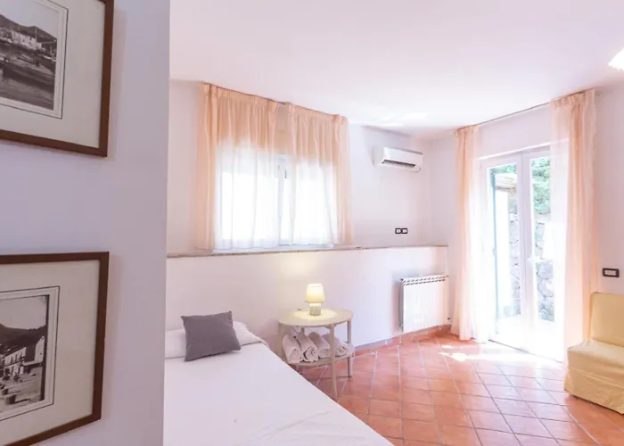 La Piccola Gemma アパート イスキア島